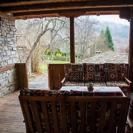 Family Byalata Kashta 3* Kovačevica
