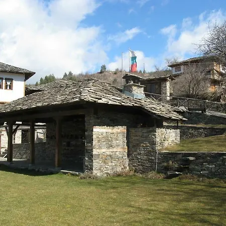 Πανσιόν Family Byalata Kashta Kovačevica